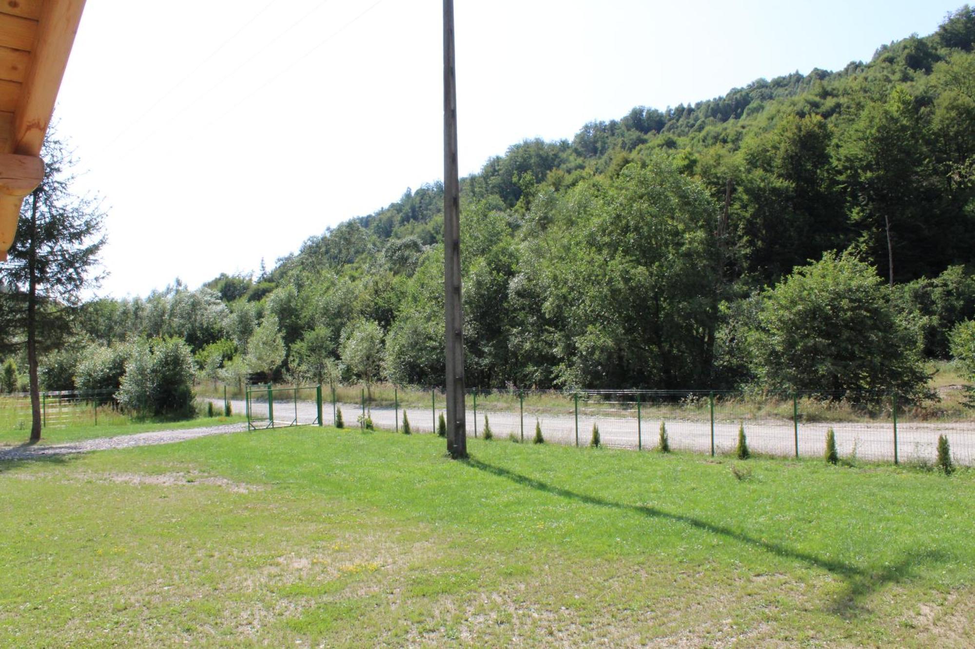 Cabana Laica, Romania Petrila Luaran gambar
